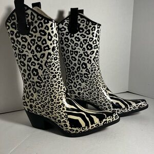 Women’s Nature Breeze Size 7 Rubber Boots Pointed Toe